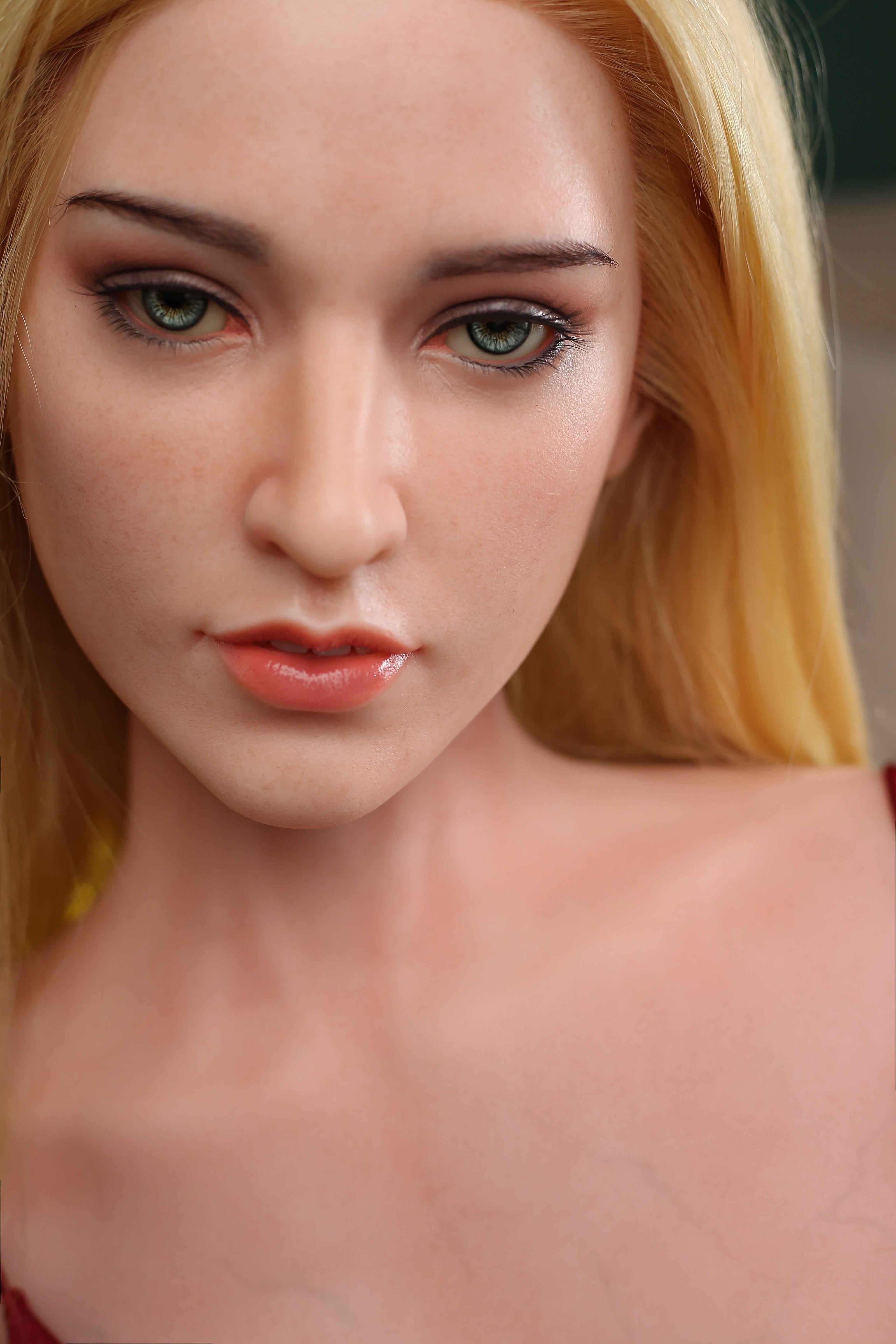Starpery Sexpuppe Bella