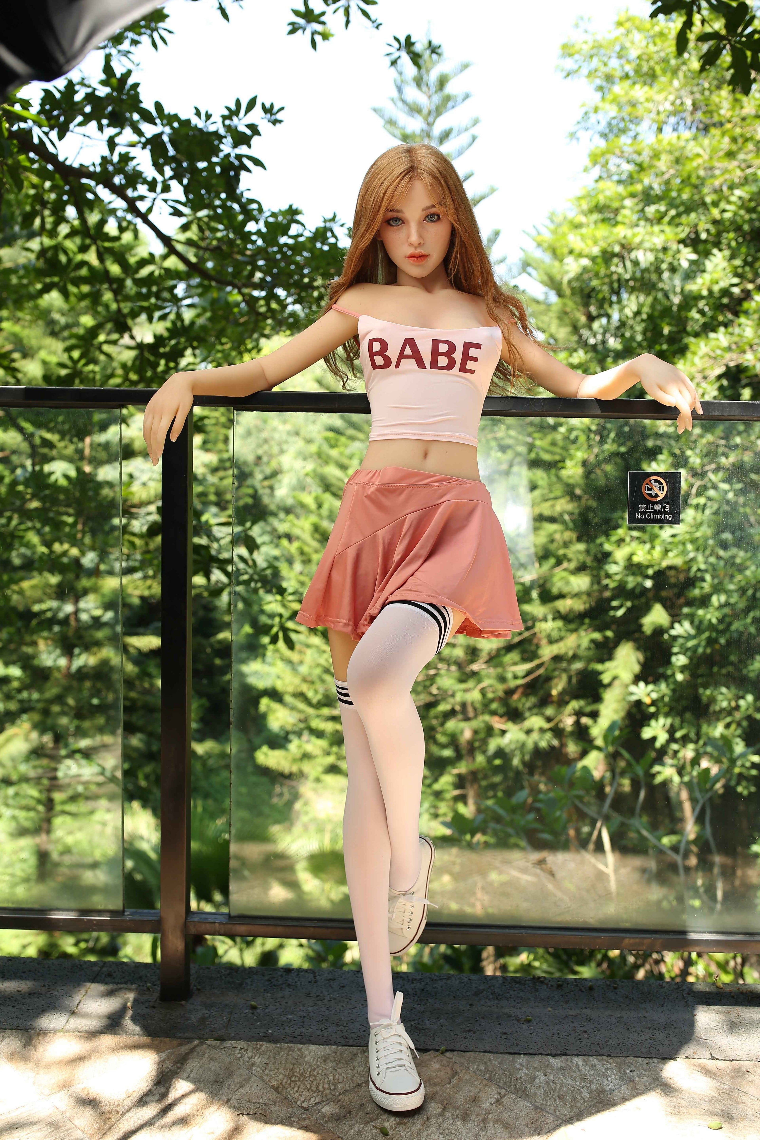 Starpery Sexpuppe Iris
